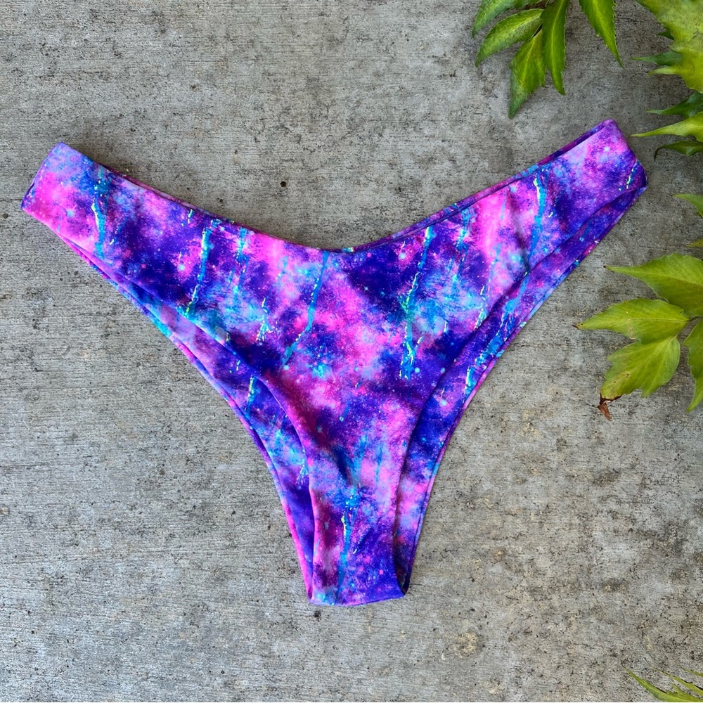Zaful Women’s Galaxy Bikini Bottom